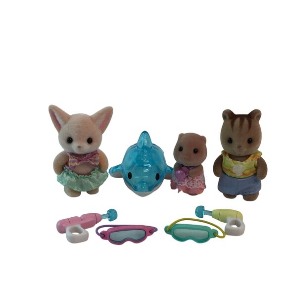 Sylvanian Families Calico Critters Nursery Friends Pool Fun Toy Set - Picture 2 of 9